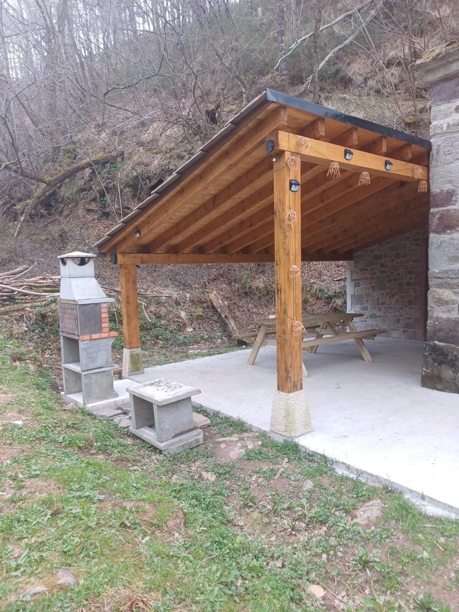 La Cabana Del Rio San Roque de Ríomiera 外观 照片