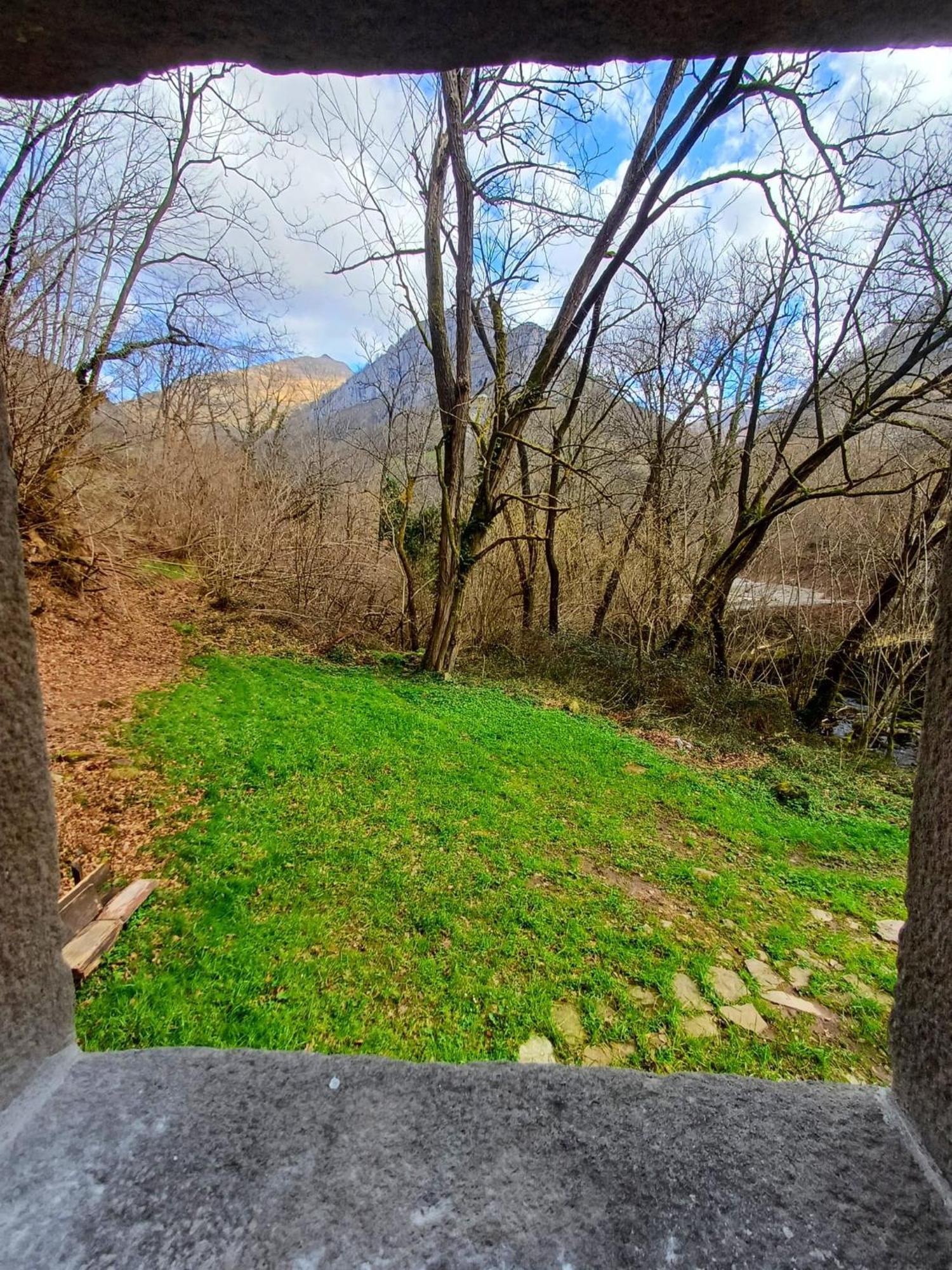 La Cabana Del Rio San Roque de Ríomiera 外观 照片